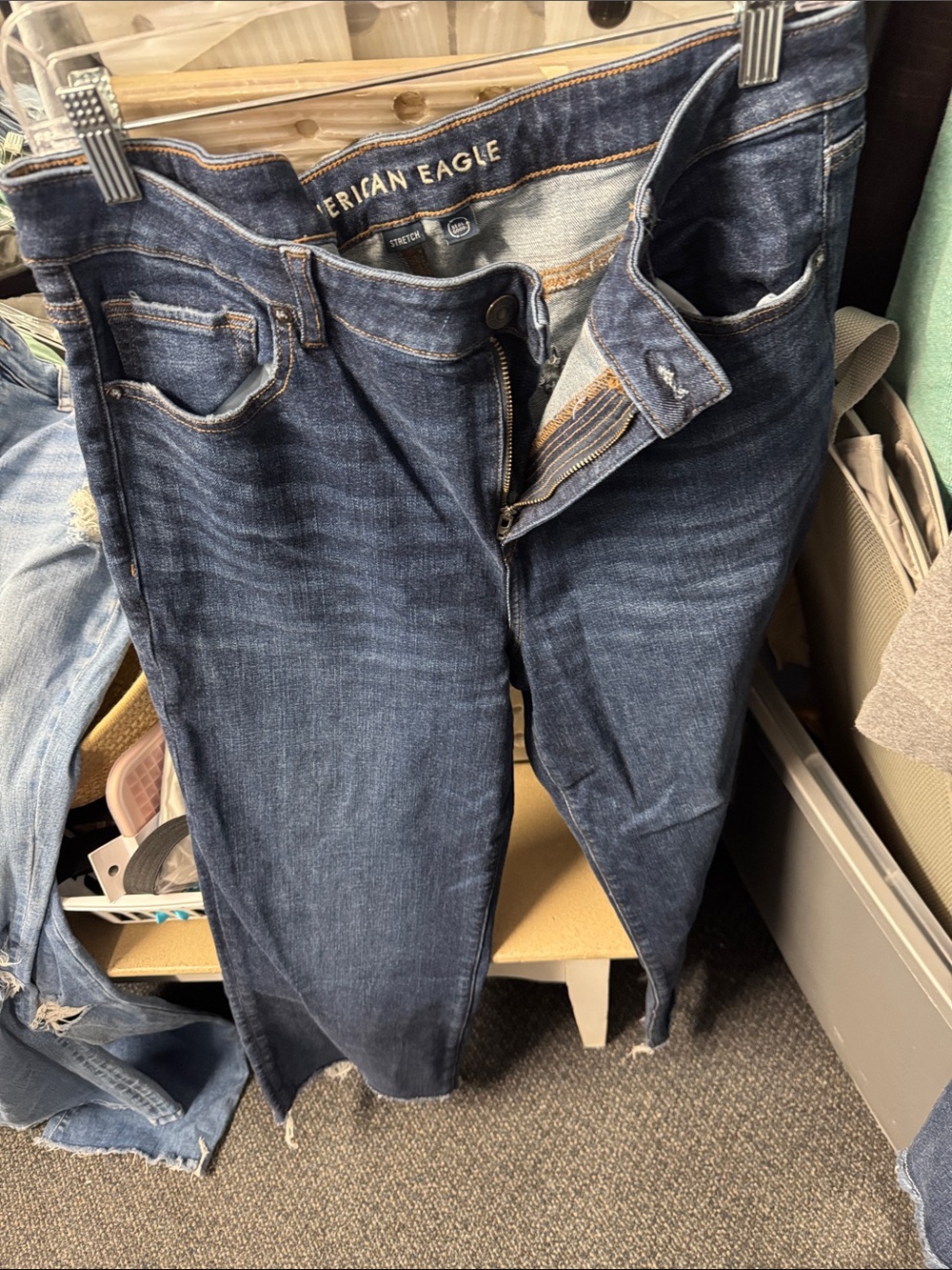American eagle kick boot crop jeans size size 16 // 092622
